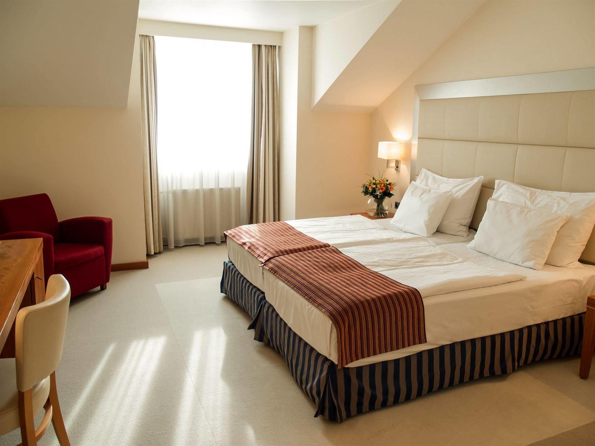 Design Merrion Hotel ปราก ภายนอก รูปภาพ